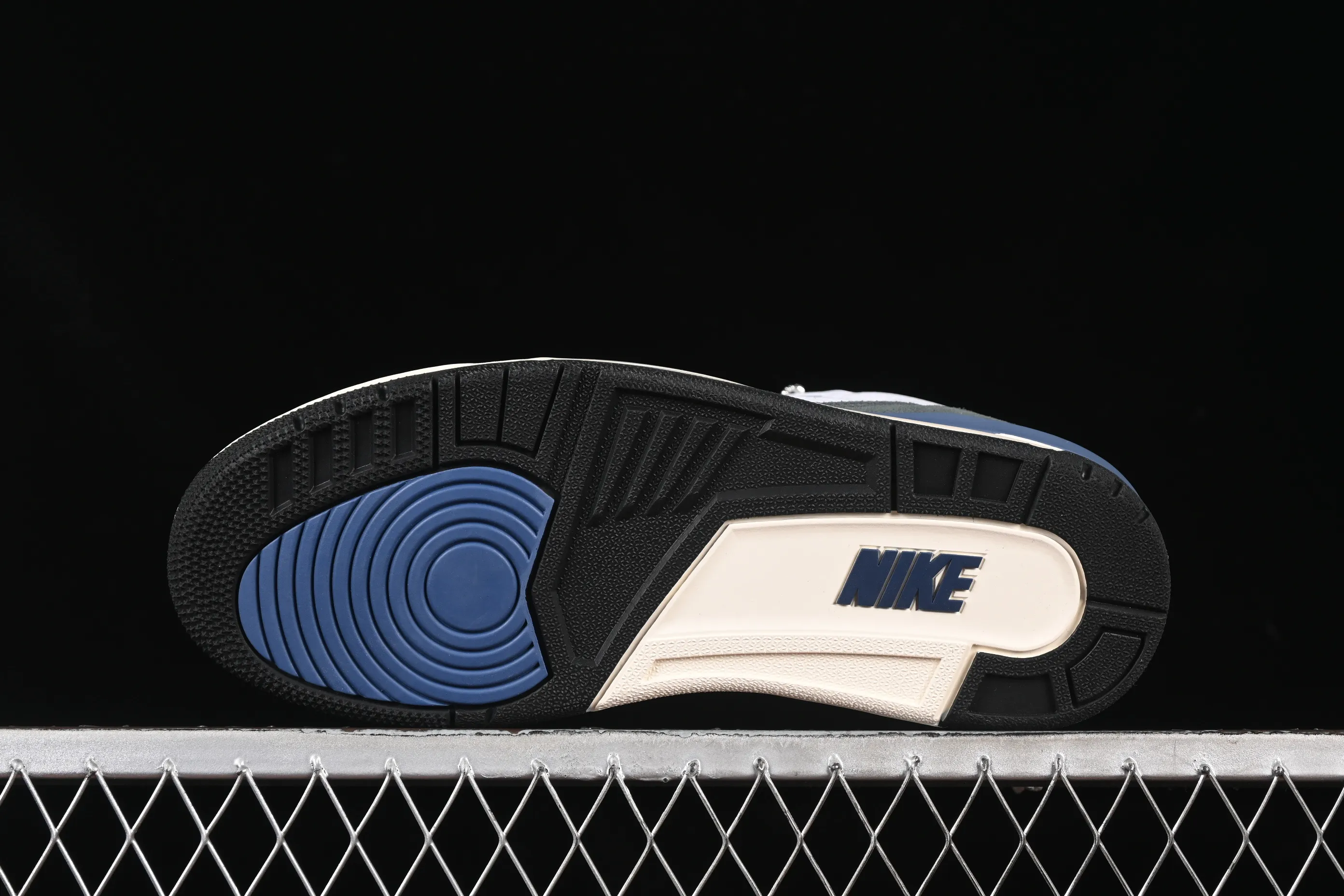 All categories Air Jordan Jordan series basketball shoes Air Jordan 3 OG version Air Jordan 3 Retro OG SP "Diffused Blue" AJ3 Joe 3 white and blue cement HV8571-100